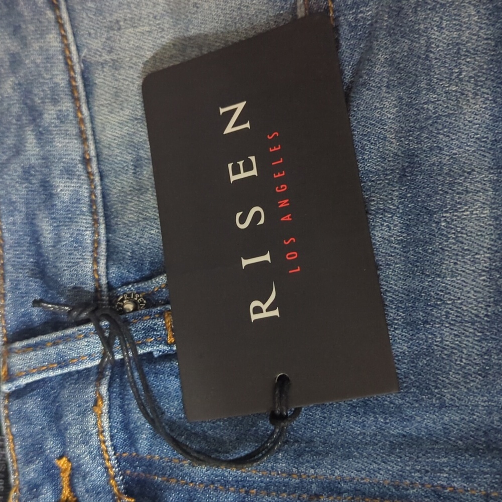 NWT RISEN HIGH WAISTED TURN BACK CUFF/UNCUFFED STRAIGHT JEANS SIZE 29/9 - Picture 4 of 7
